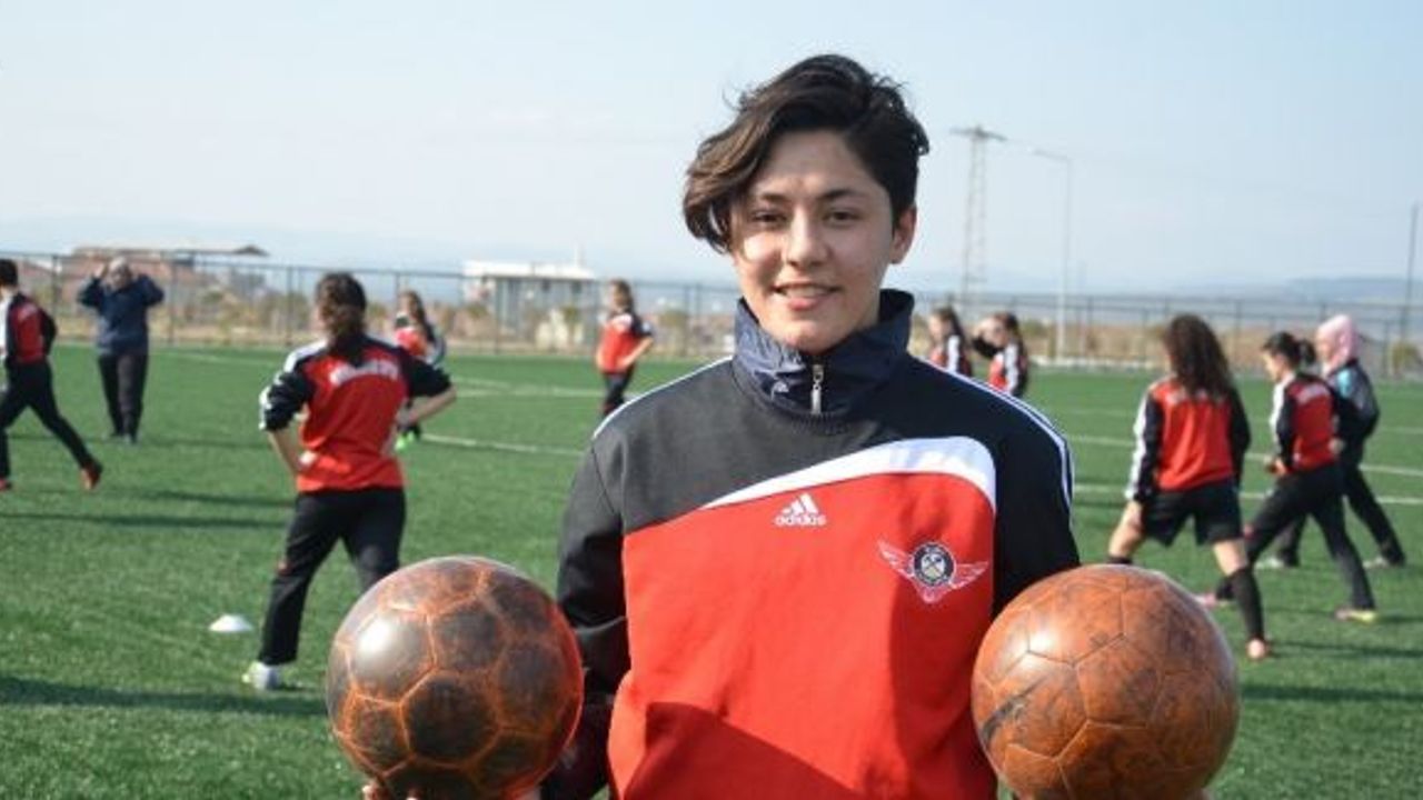 Berfin Demir: "Soma faciasından çok etkilenmiştim, ama elimden bir şey gelmemişti"