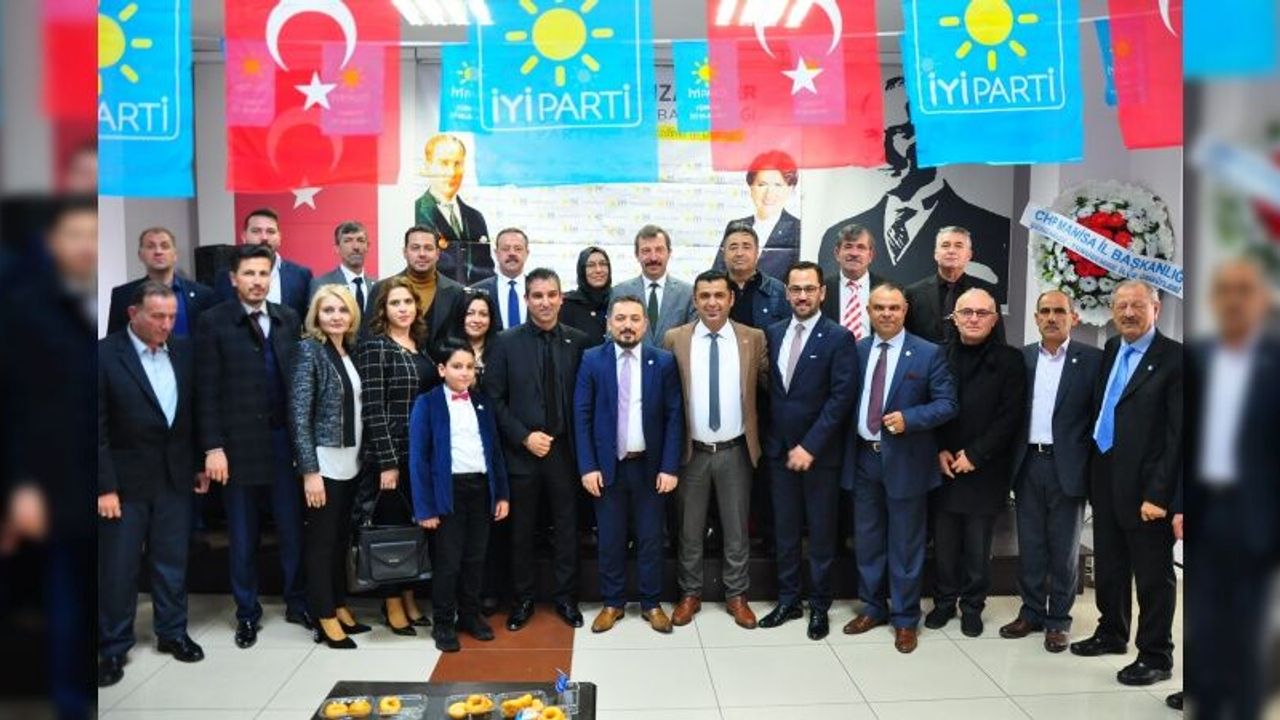 İYİ Parti Manisa’da kongre süreci başladı