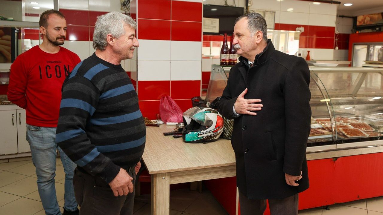 BAŞKAN BALABAN MİMAR SİNAN BULVARI’NDA ESNAF ZİYARETİ YAPTI