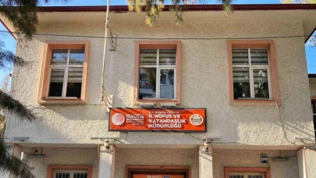 Manisa’da nüfus müdürlükleri cumartesi günleri de çalışmaya devam edecek