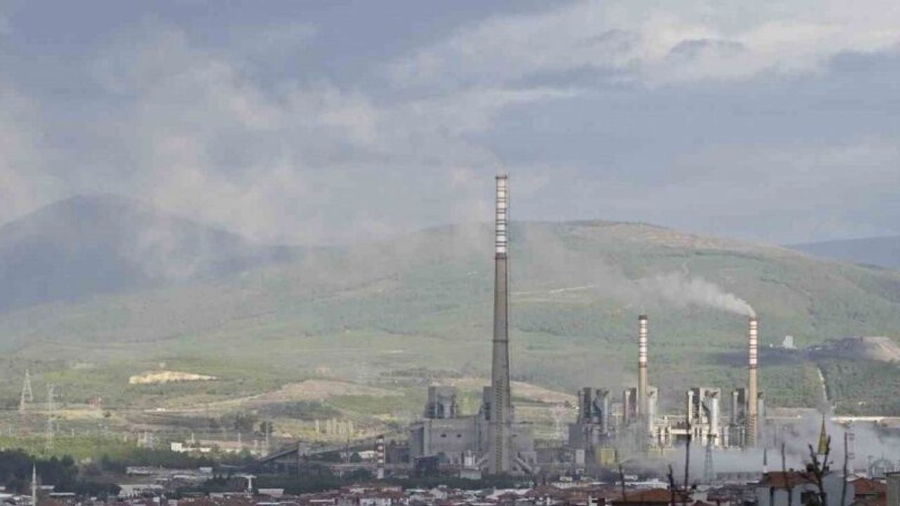 Soma Termik Santralinden yükselen dumanlar sağlığı tehdit ediyor