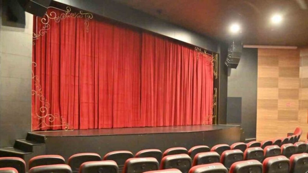 Manisa Şehir Tiyatrosu Sahnesi’ne Uğur Mumcu ismi verilecek