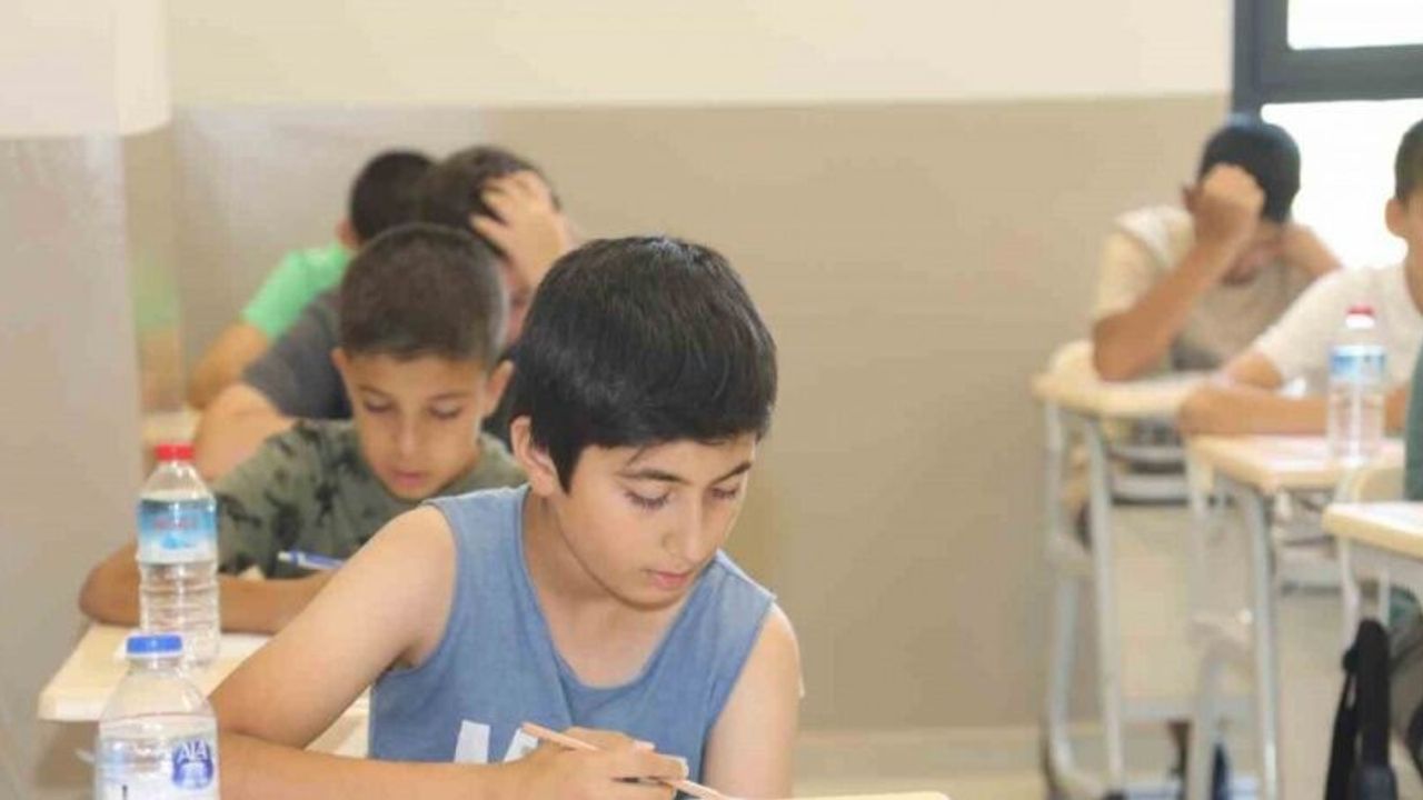 Şehzadeler Belediyesi’nden LGS’YE hazırlık için özel eğitim programı