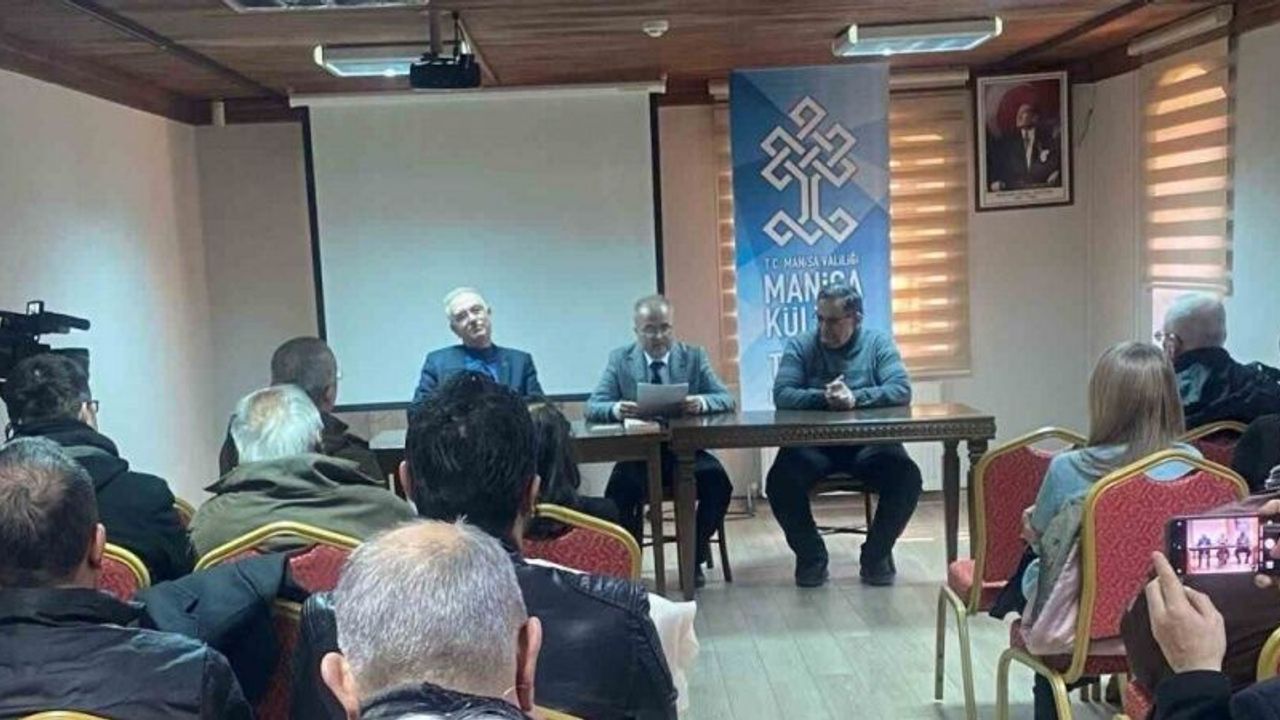 Muğlalı Yazarlar Erdal Çil ve İsmail Zorba Manisa’da okurlarıyla buluştu