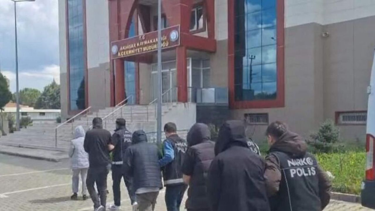 Manisa’da zehir tacirlerine darbe: 42 bin adet sentetik hap ele geçirildi