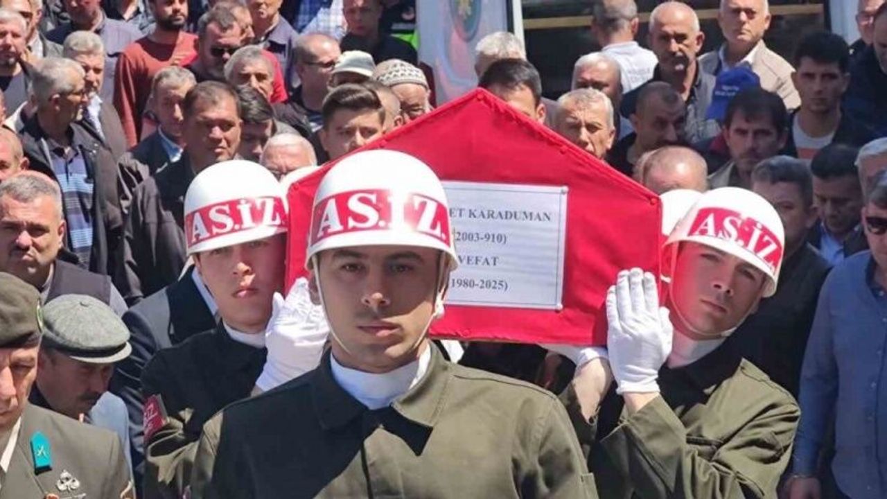 Şırnak’ta kalp krizi sonucu vefat eden uzman çavuş son yolculuğuna uğurlandı