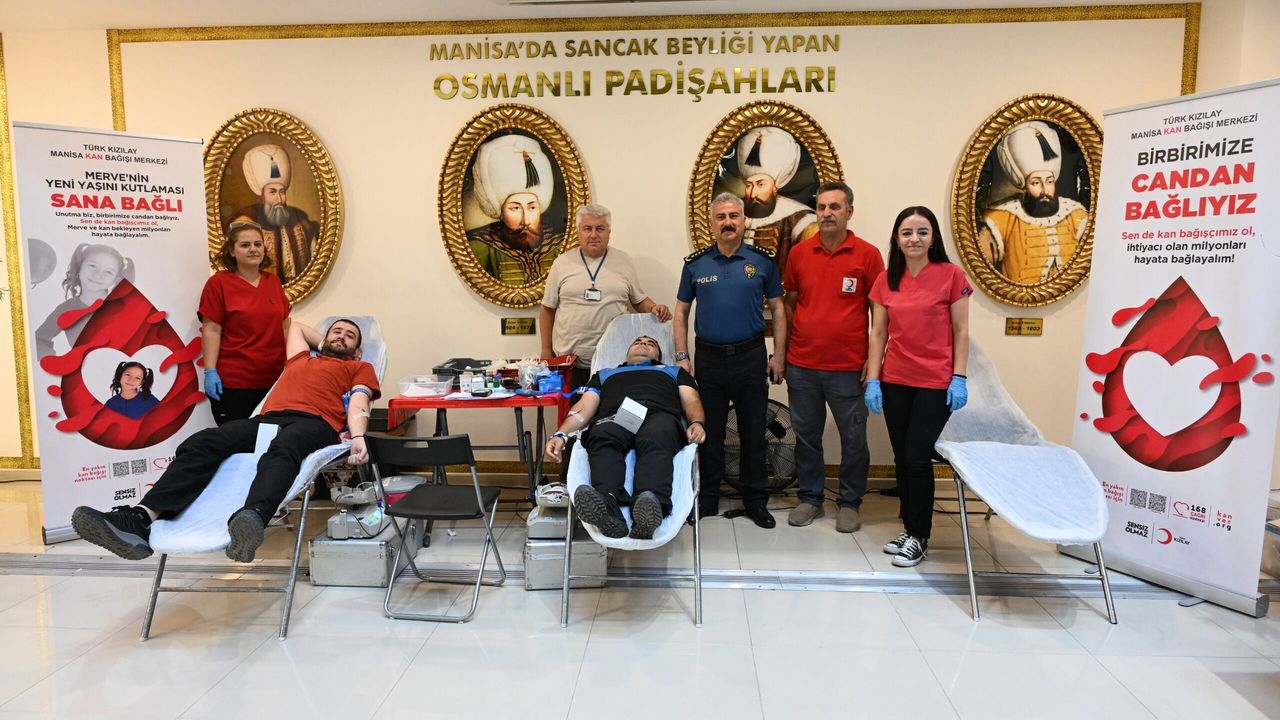 Manisa Emniyetinden Kızılay’a kan bağışı desteği