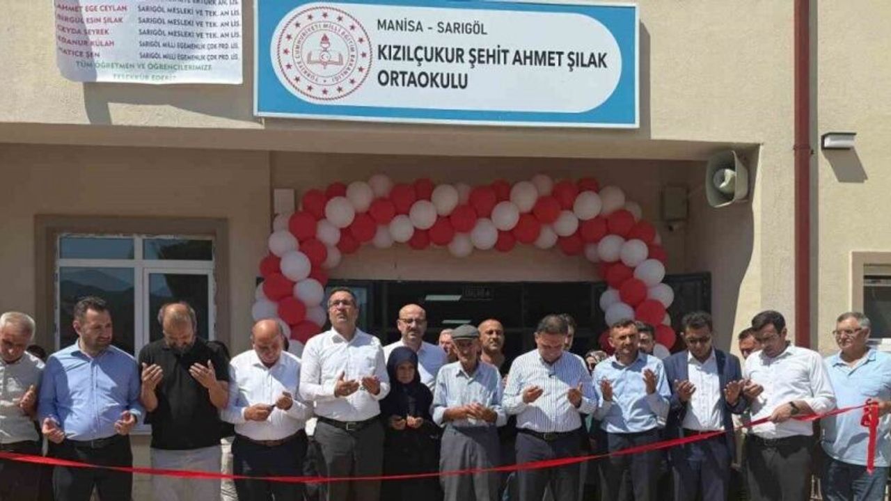 Baybatur, Sarıgöl ve Alaşehir’de üreticilerle buluştu, okul açılışı yaptı
