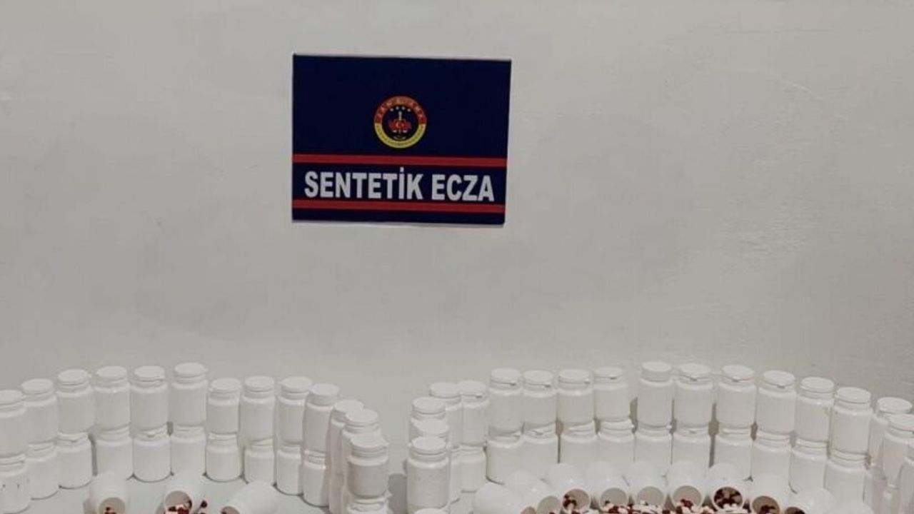 Manisa’da 5 binin üzerinde sentetik ecza hapı ele geçirildi