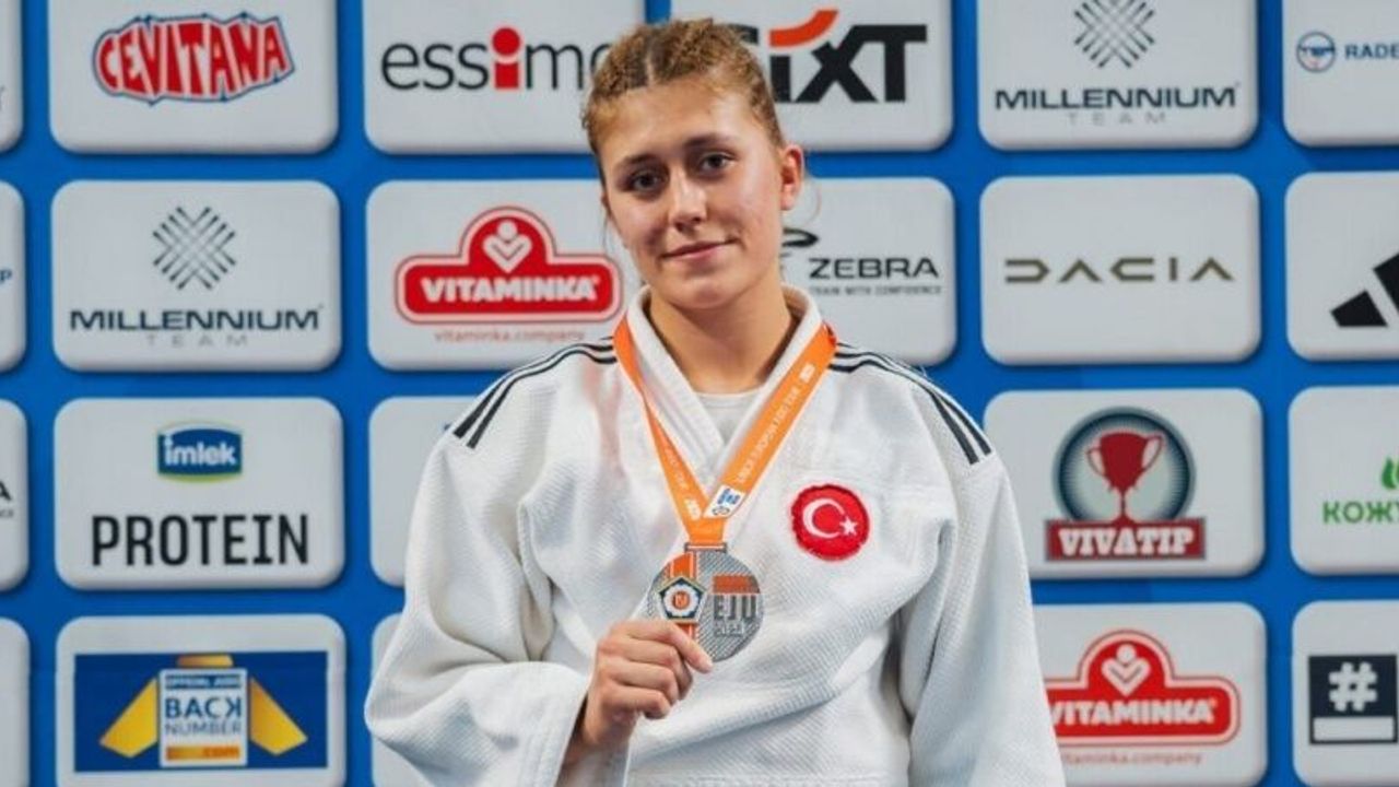 Manisalı Milli Judocu Sura Nil Karasu Avrupa ikincisi oldu