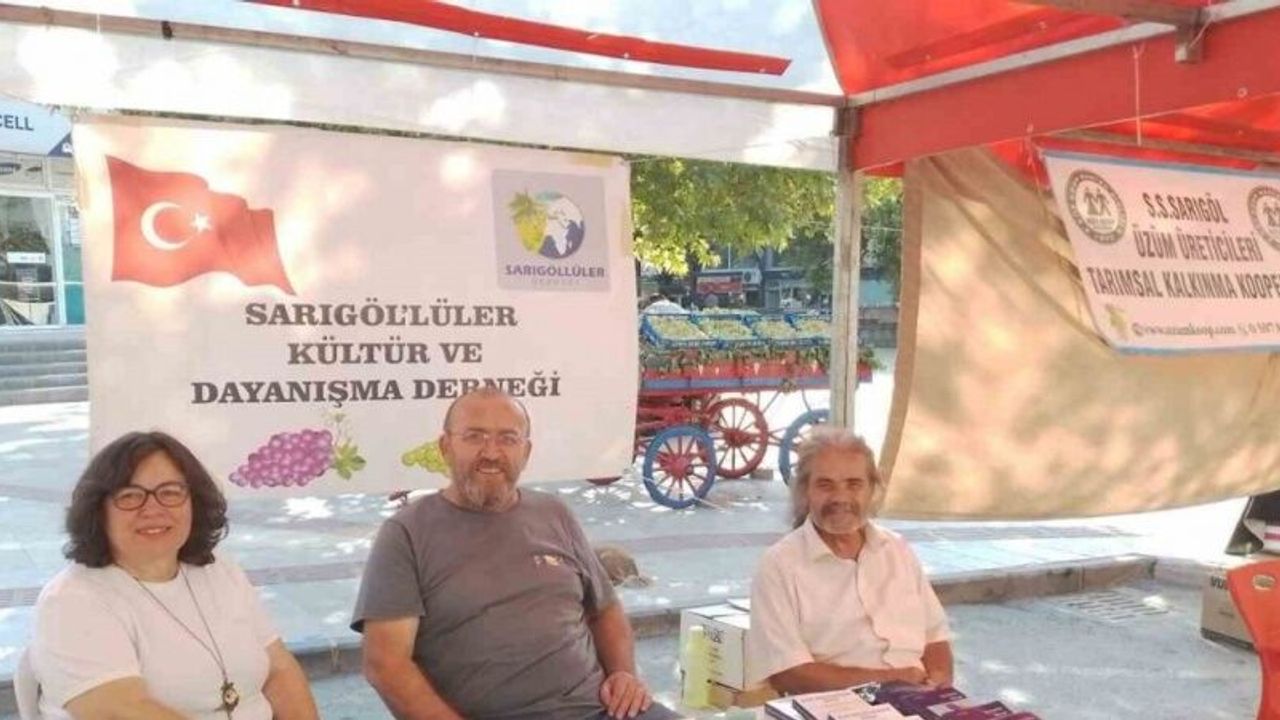 Dernek standıyla kitap ve kültür bir araya geldi