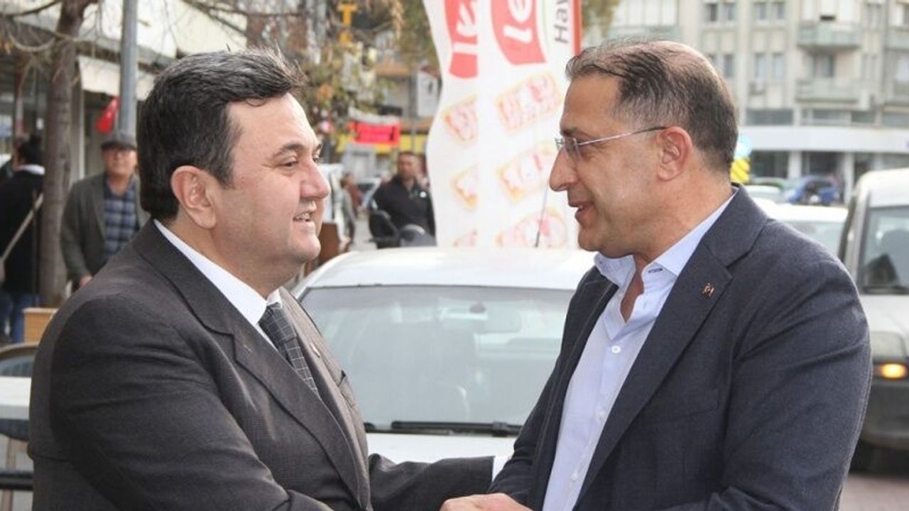 AK Partili İlçe Başkanları Kula’da Bir Araya Geldi