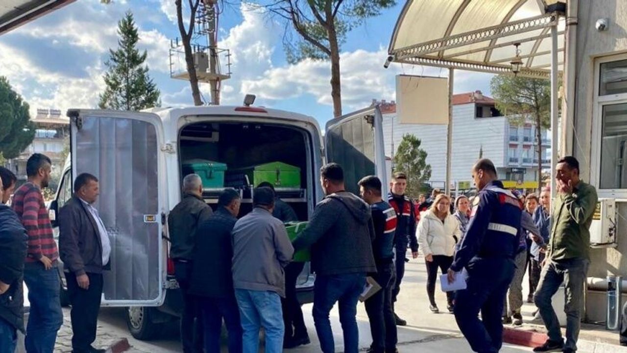 Bağda oyun oynayan çocuk traktörün altında kalarak hayatını kaybetti