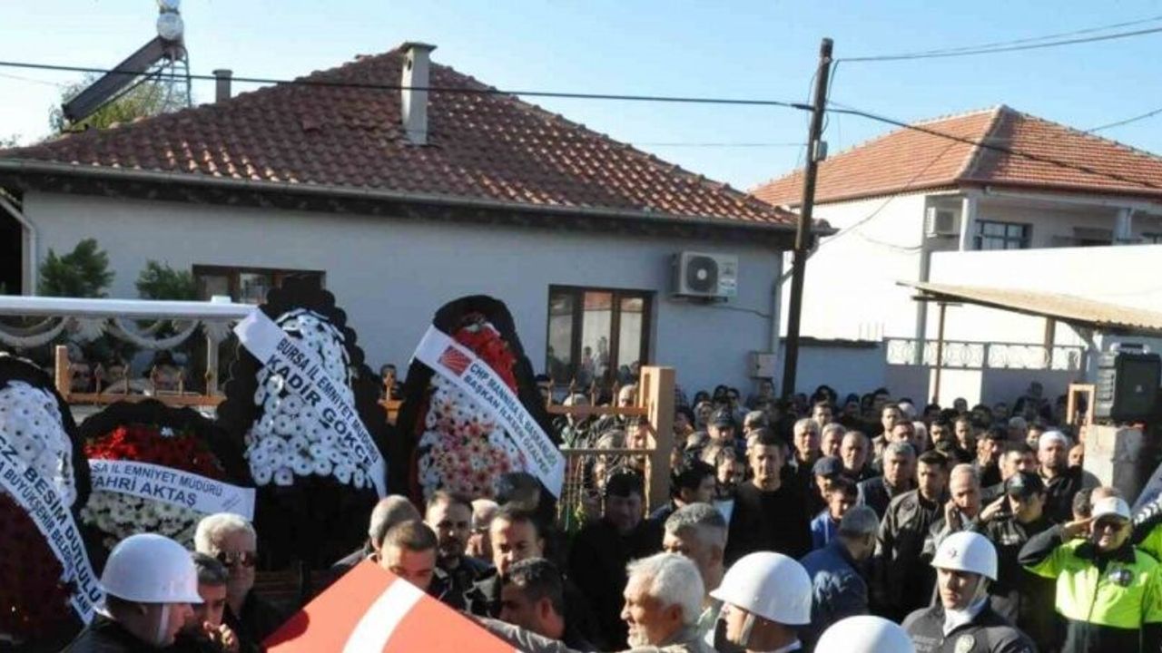 Kazada şehit olan Polis Memuru Ali Barut son yolculuğuna uğurlandı