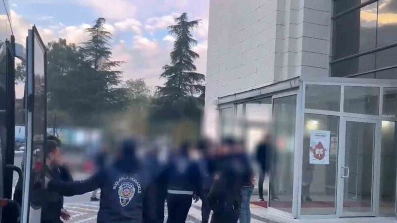 Manisa merkezli 8 ilde yasa dışı bahis operasyonunda 23 gözaltı