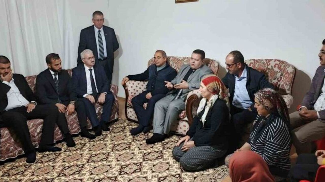 MHP Salihli Teşkilatı "Hayırlı Günler Komşum" ziyaretlerine başladı