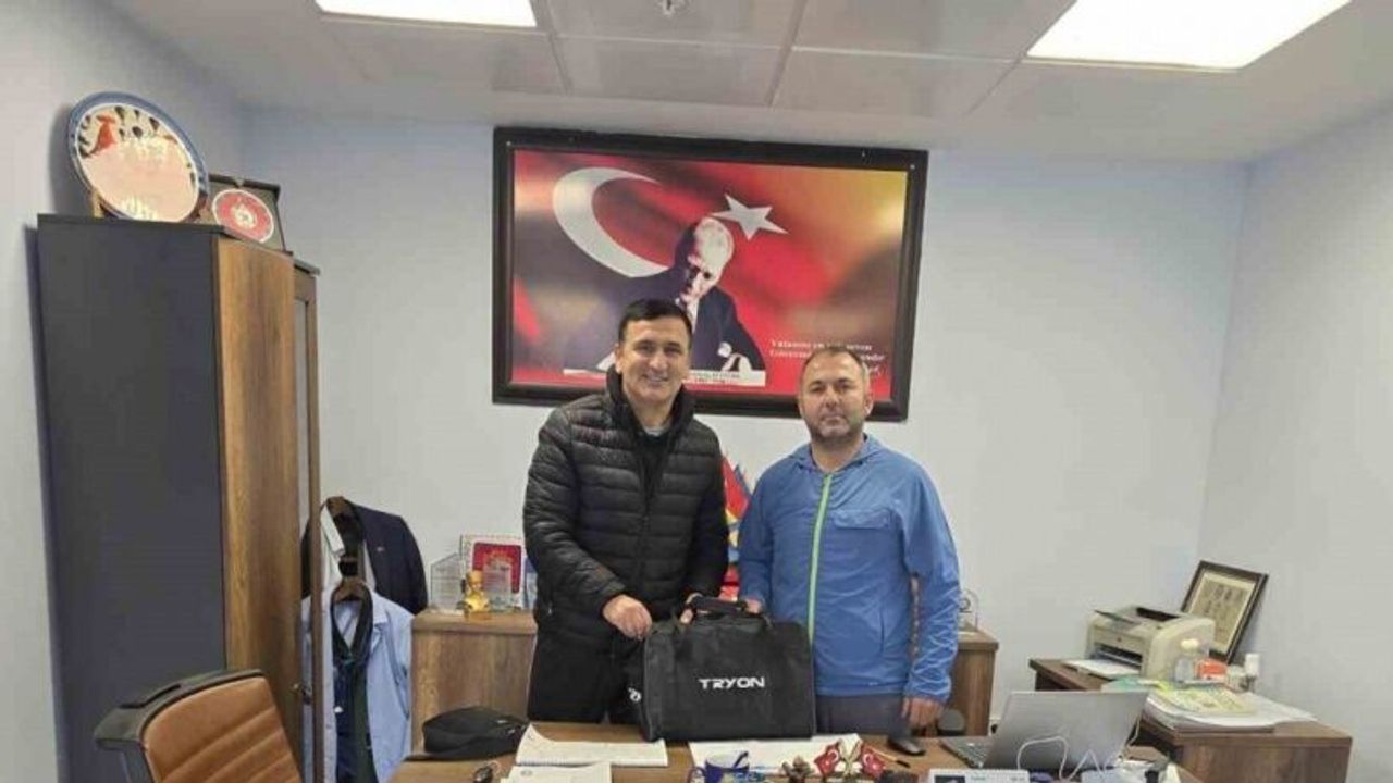 Salihli’de Amatör Kulüplere İlk Yardım Çantası Desteği