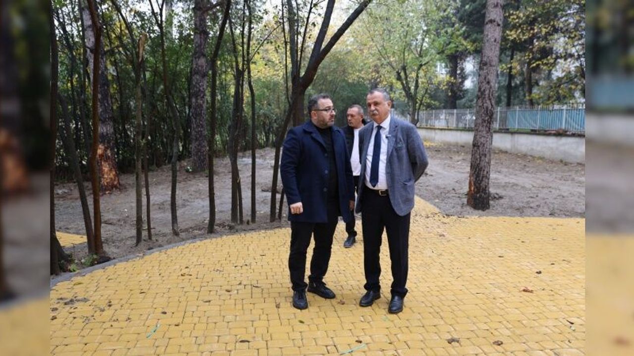 BAŞKAN BALABAN EMEKLİ KAFE’DE SÜREN ÇALIŞMALARI İNCELEDİ