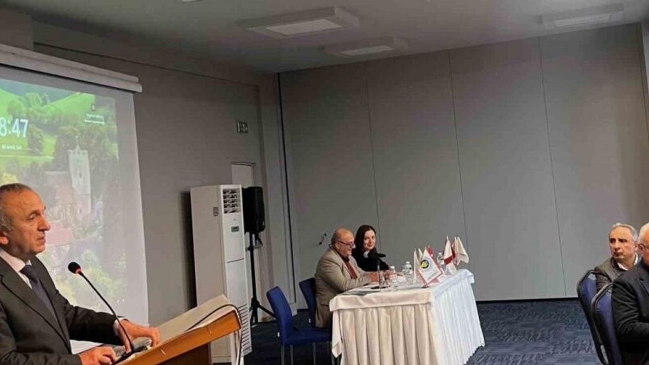 Başkan Yılmaz bazı sektörlerdeki daralmaya dikkat çekti