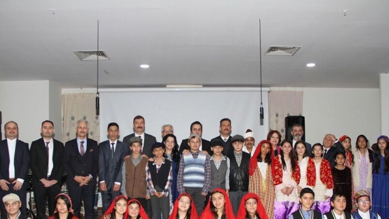 "Mısralarda Saklı Kula Tiyatral Şiir Etkinliği" yoğun ilgi gördü