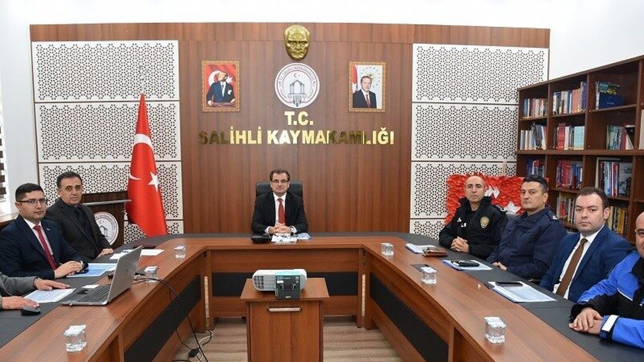 Salihli’deki metruk binaların yüzde 70’i güvenli hale getirildi