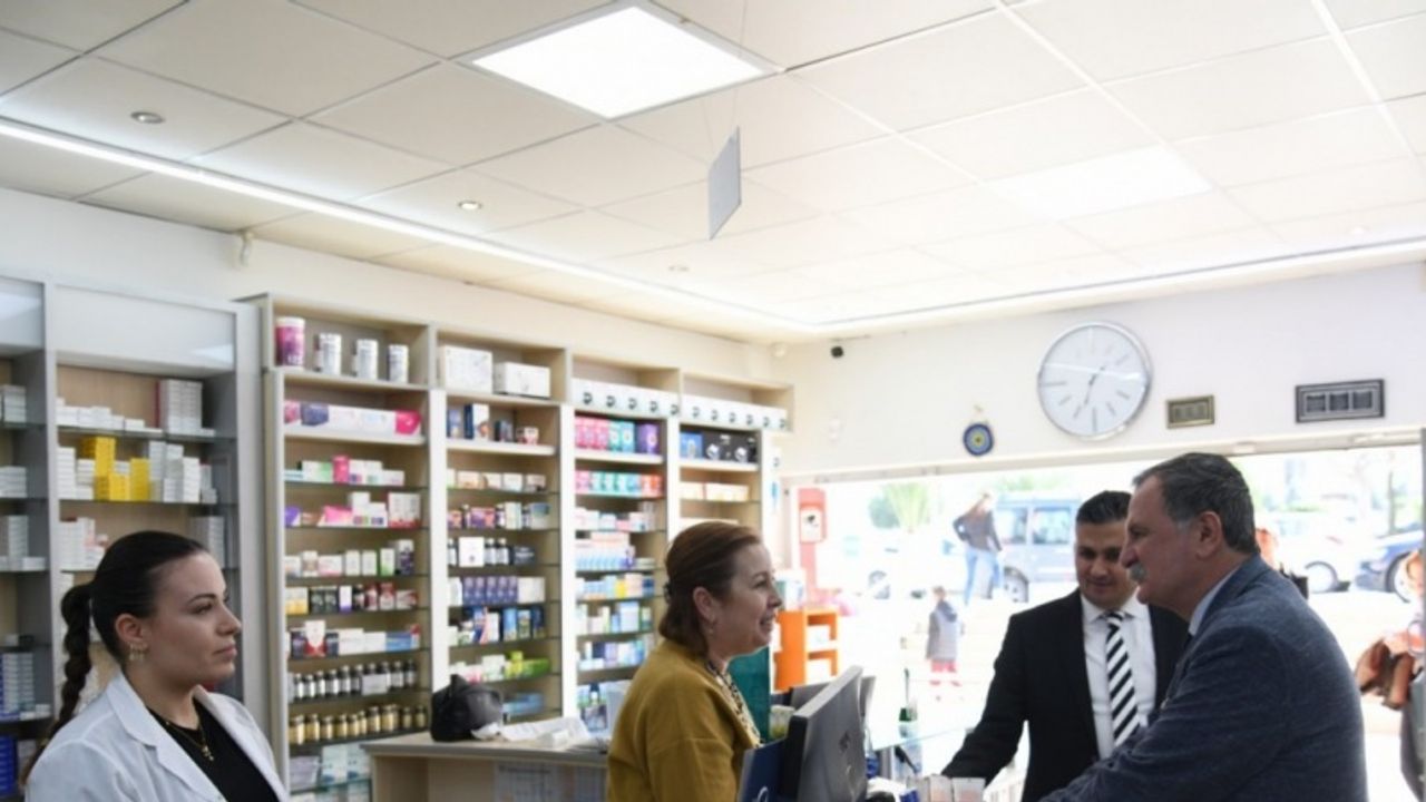 Başkan Balaban esnafın sorunlarına çözüm üretmek için sahada