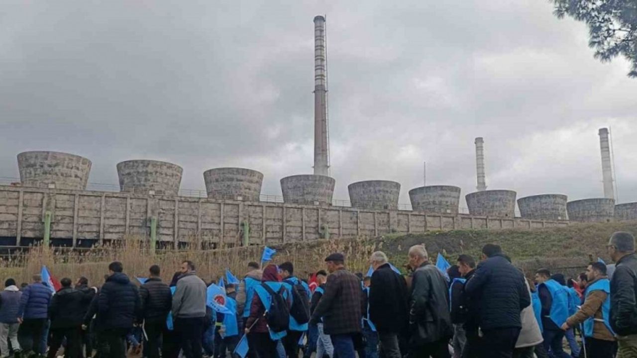 Konya Şeker’e bağlı Soma Termik Santrali’nde işçiler sokağa döküldü