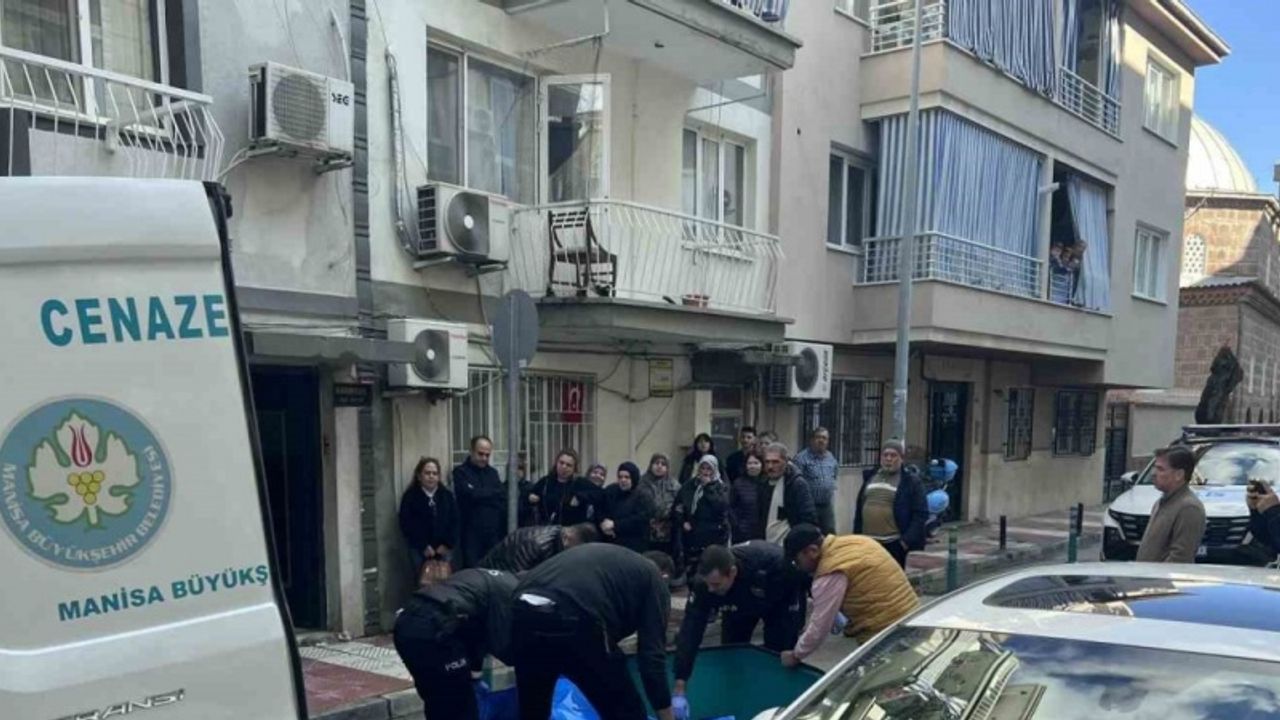 Uykudaki eşinin boğazını keserek öldürmüştü: İlk ifadesi ortaya çıktı