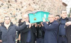 CHP Genel Başkanı Özel, Manisa’da cenaze namazına katıldı