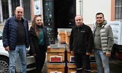 Manisa Büyükşehir'den sel mağduru arıcıya kovan desteği