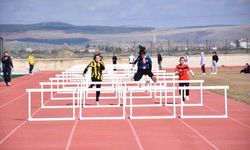 'Okul Sporları Yıldızlar Atletizm Müsabakaları' sona erdi