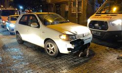 Otomobille çarpışan motosikletin sürücüsü yaralandı