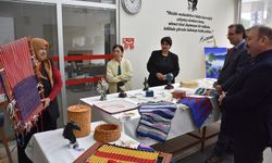 Salihli huzurevi sakinleri hünerlerini sergiledi