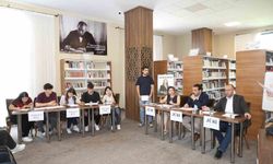 Gençlik Evi'nde fikirler yarıştı