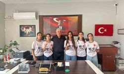Salihli'nin yıldız güreşçileri Bolu'dan madalyalarla döndü
