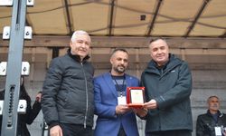 İZMİR KEMALPAŞA’DA BOĞA GÜREŞLERİ COŞKUSU: BİNLERCE KİŞİ SEYRETTİ