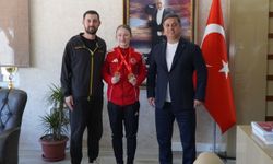 İl Müdürü Öztürk’ten Avrupa Şampiyonu Nurbade Büber’e Ödül