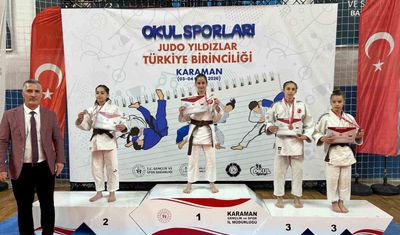 Yunusemreli judocular Karaman'dan 3 madalyayla döndü