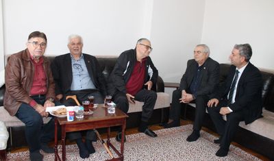 Kanal45 ve Manisa Günaydın Gazetesi ailesinden Başkan Aytaç'a başsağlığı ziyaret