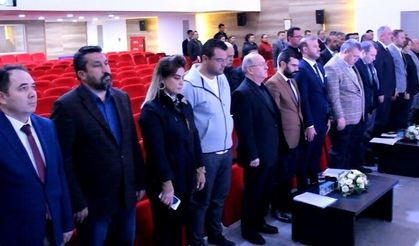 Meclis toplantısı saygı duruşuyla başladı