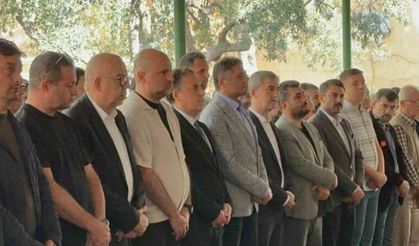 Polat Yağcı babaannesini toprağa verdi