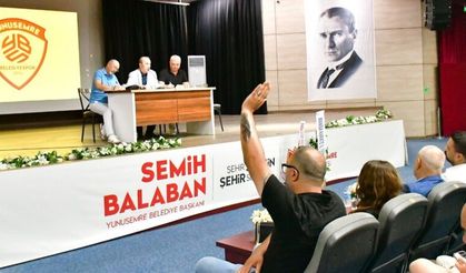 Yunusemre Belediyespor'da Bülent Kanik güven tazeledi