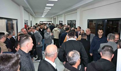 Demirci'de geleneksel bayramlaşma törenine yoğun katılım