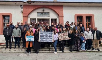 Salihli'de ilkokul mezunları 25 yıl sonra buluştu