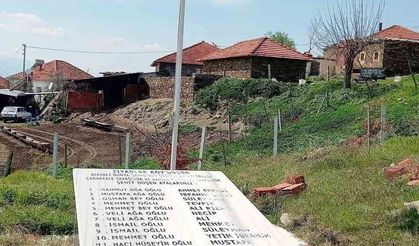 Ziyanlar Mahallesi şehitlerini unutmadı