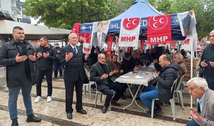 Alparslan Türkeş Salihli'de dualarla anıldı