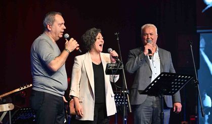 Manisa'da 'Ustalara Saygı' gecesine büyük ilgi