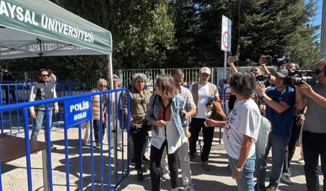 Sanıkların rahat tavırları ve ifadeleri, mağdur ailelerini sinir krizine soktu