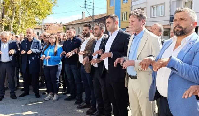 Simav Akdağ Kınık Mahallesi’nde 10 Bin kişi Büyük hayır ve Yağmur Duasında Buluştu