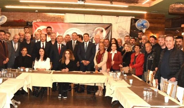 Selçuk Özdağ ve İdris Şahin Manisa Dostlar Meclisine Konuk Oldu